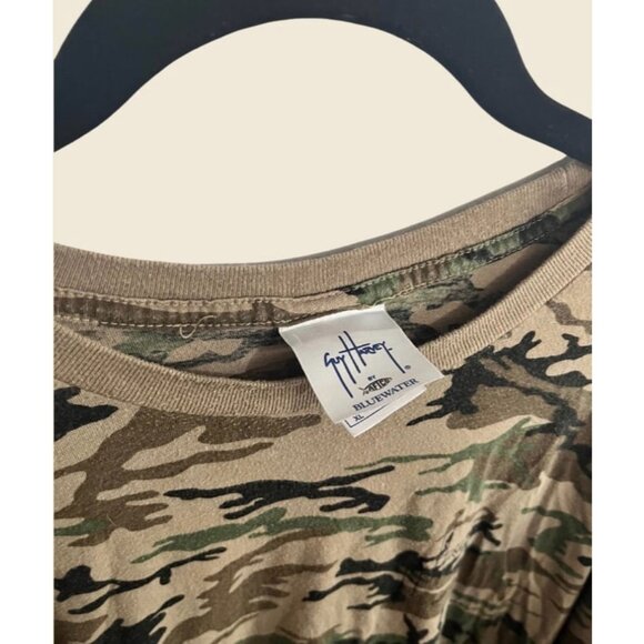 GUY HARVEY Bluewater 2005 Camo Fish Graphic T-Shirt Size XL - Picture 2 of 7